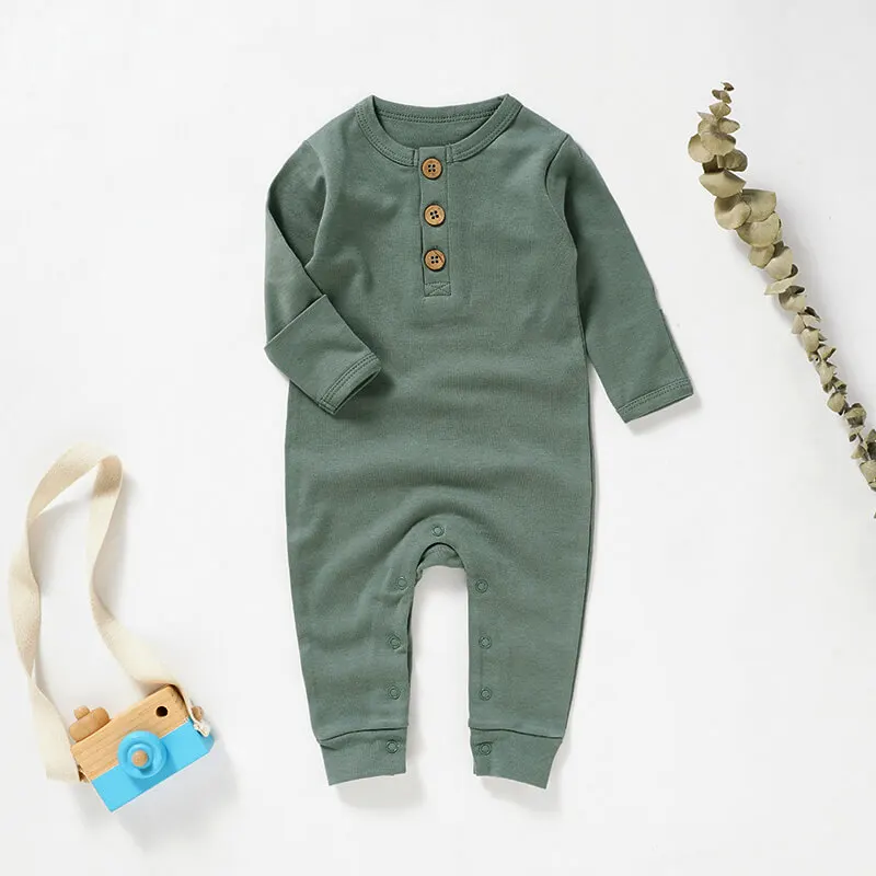 Luxurious bamboo pajamas in bulk – sustainable, soft, and perfect for B2B wholesale orders catering to eco-conscious customers.